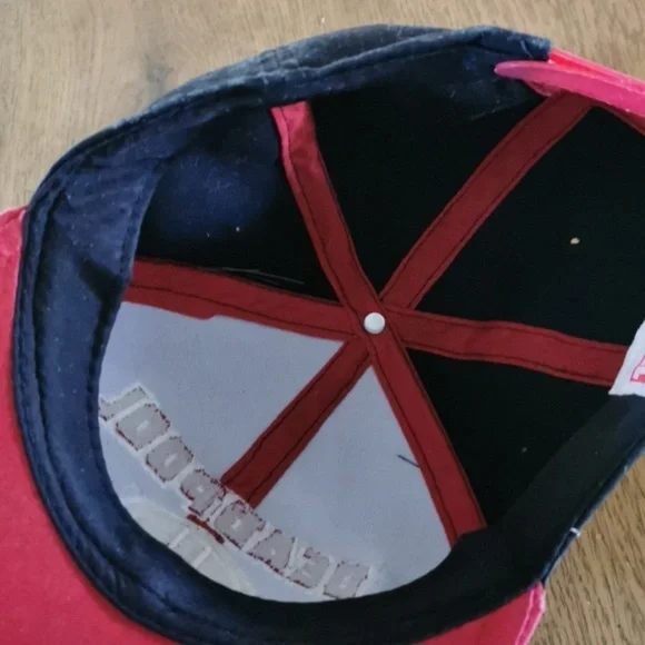 Deadpool marvel snapback hat. Streetwear, comics. Unisex. EUC - Picture 4 of 4